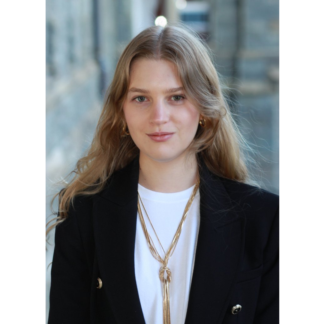 headshot of Ana Gomez Garces